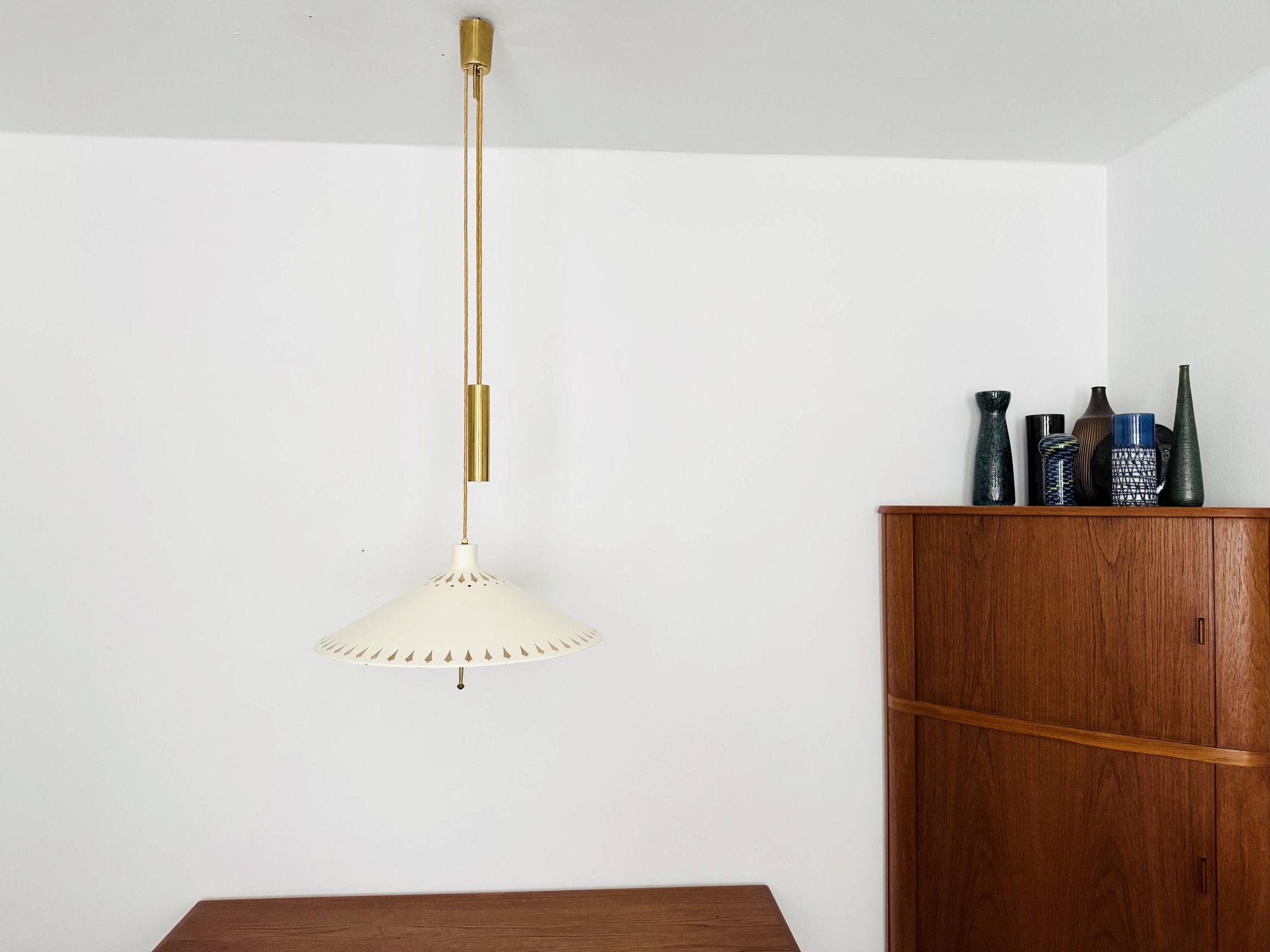 Unique Pendant Lamp with Counterweight by Vereinigte Werkstätten München