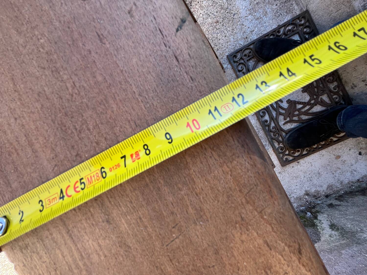 Painter's stepladder