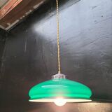 Green opaline suspension