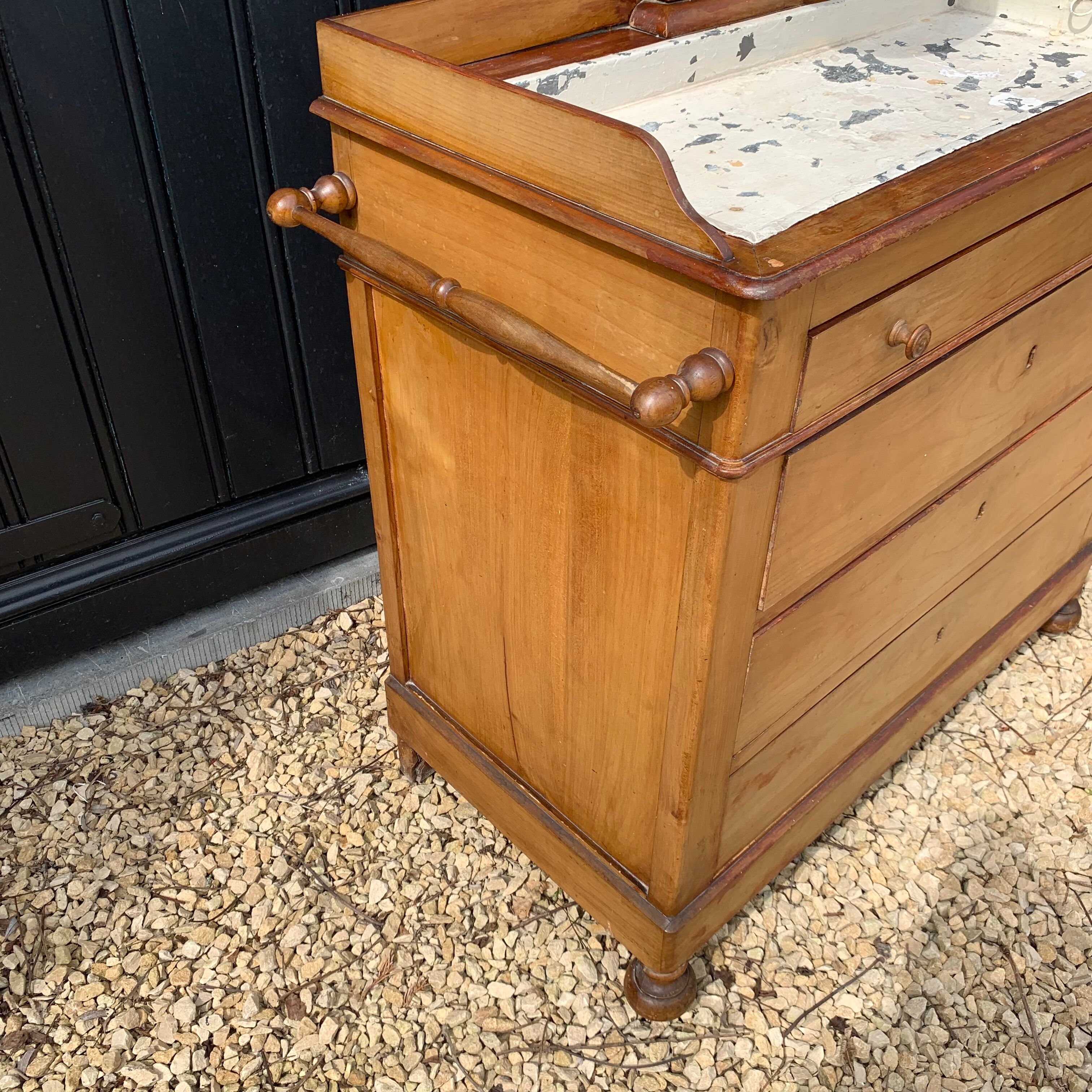 Louis-Philippe walnut vanity unit