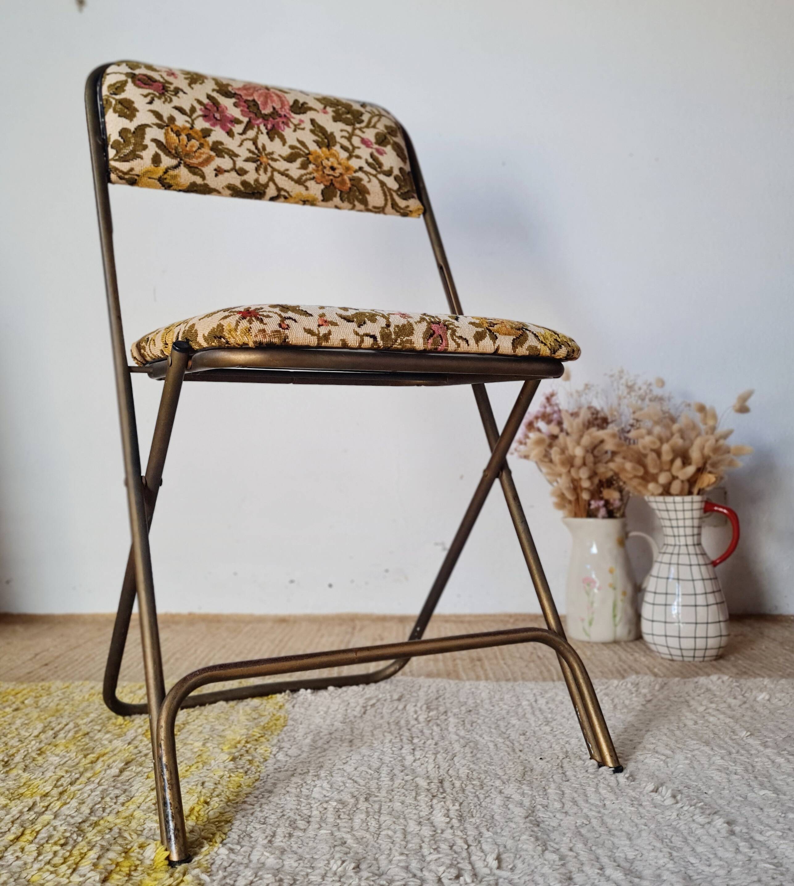Chaise pliante vintage Lafuma modèle "Chantazur" à motif fleuri