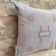 Housse de coussin en soie cactus gris : Coussin marocain tissé à la main