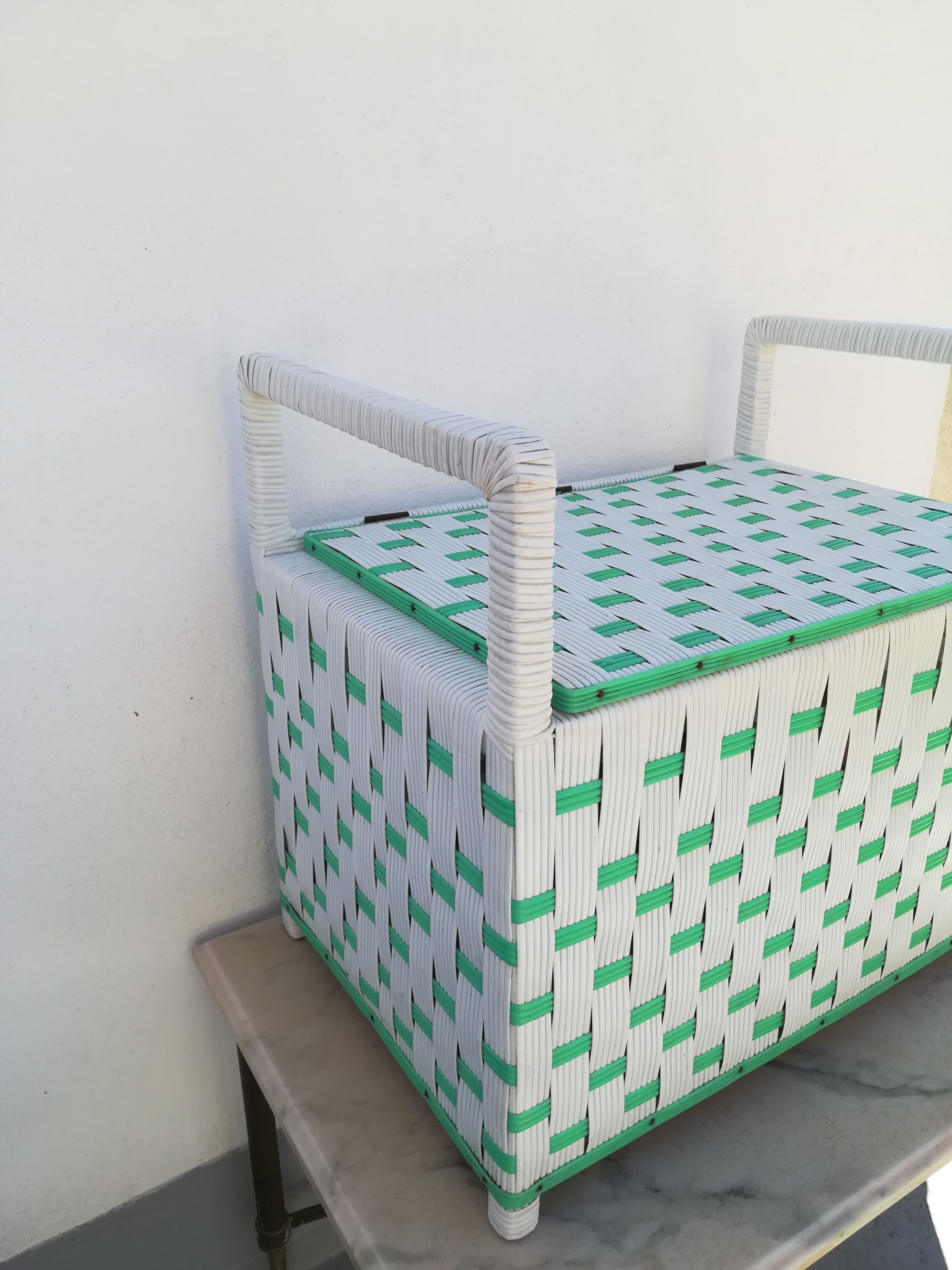 Scoubidou box bench