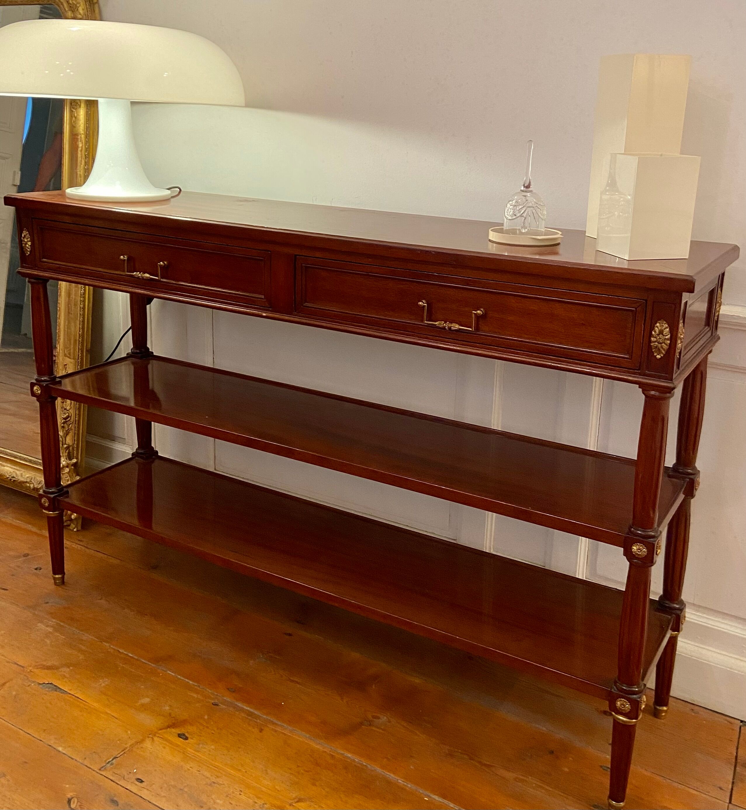 Console en merisier style Louis XVI