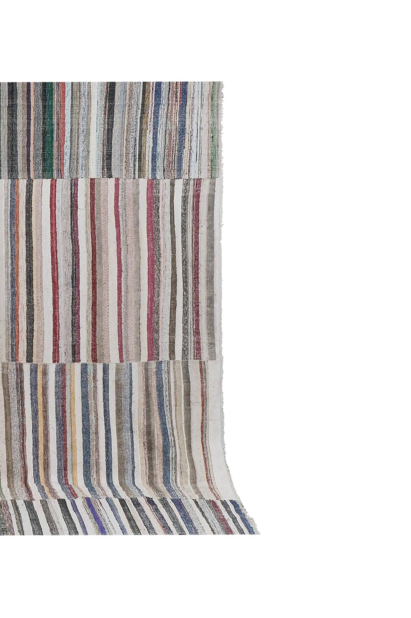 Vintage Turkish kilim, handwoven, 398x401 cm.