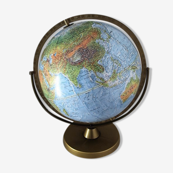 Globe in relief 70s