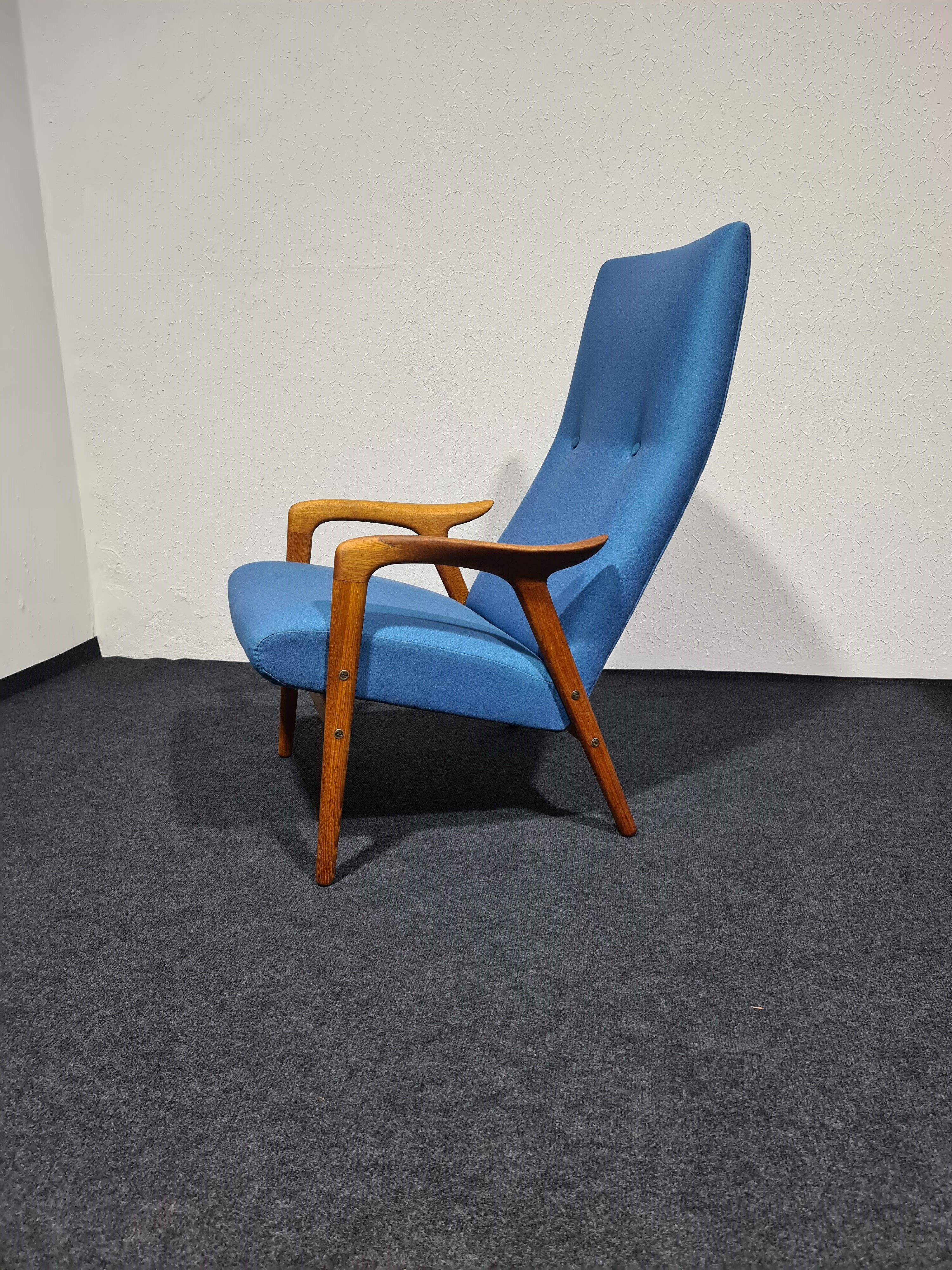 Fauteuil de salon d'Yves Ekstrom "Mingo"