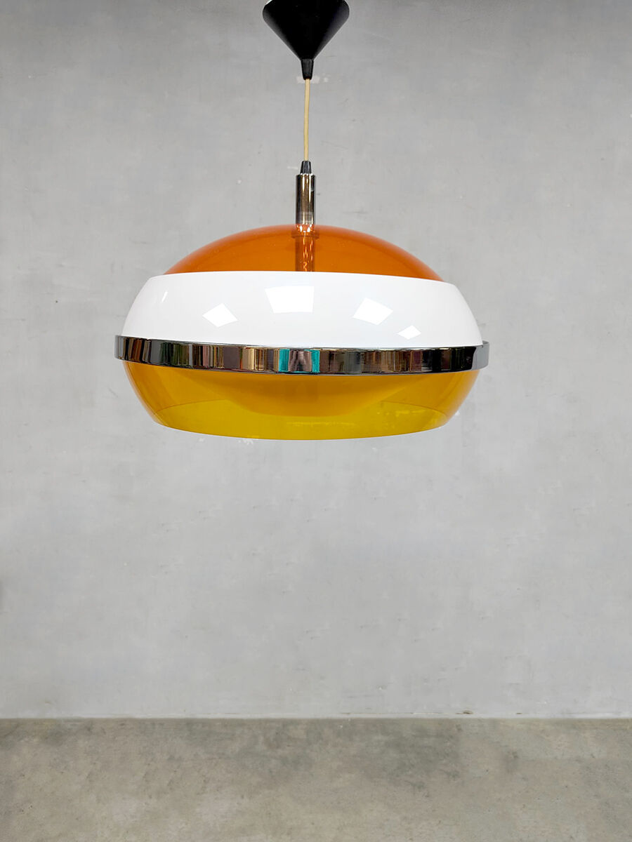 Suspension vintage design space age