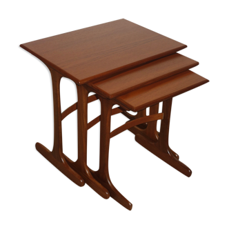 Nesting tables, 60s