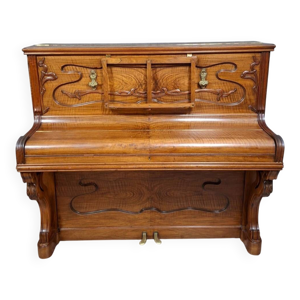 Piano droit d’époque