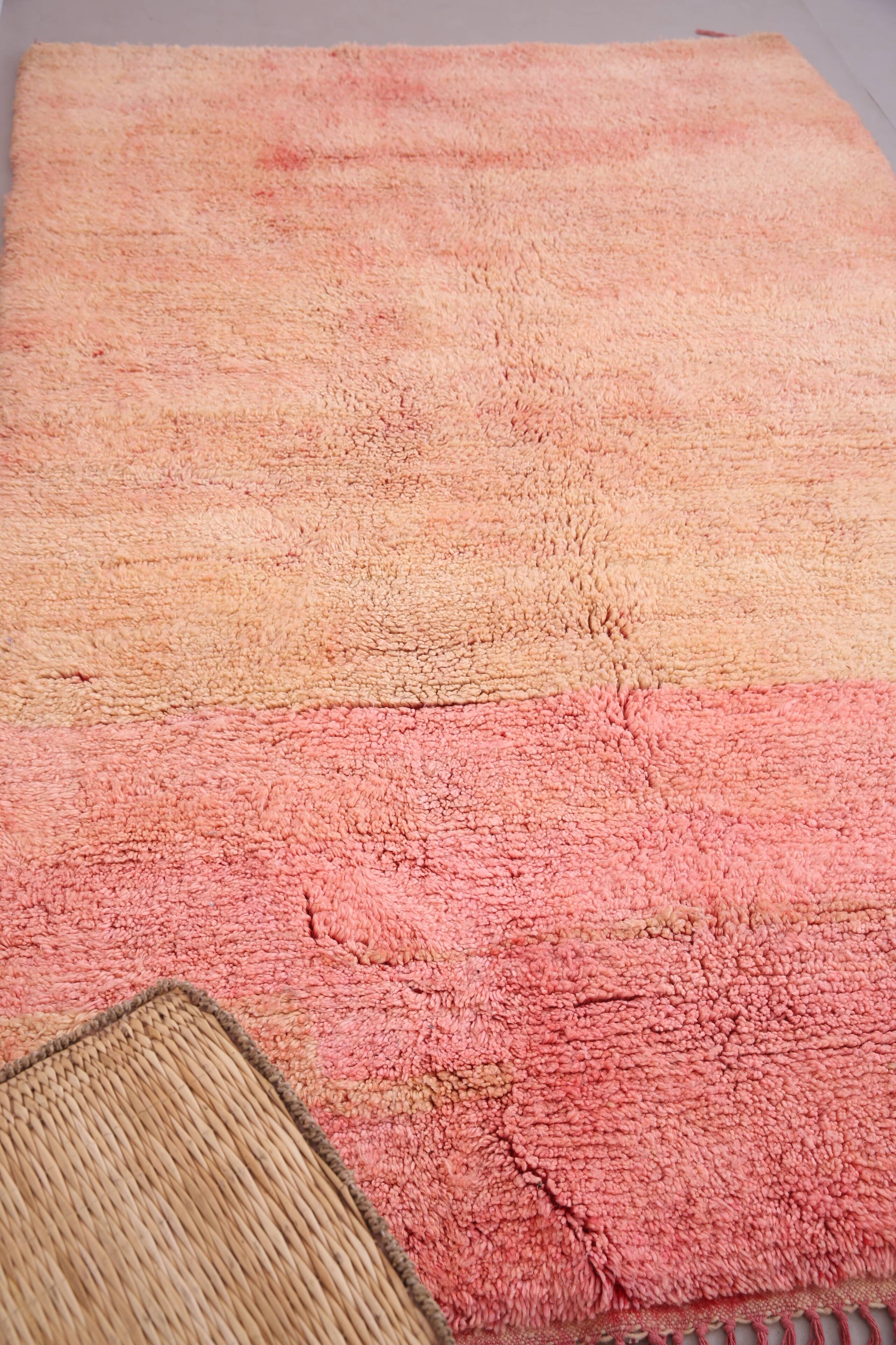 Peach Vintage Moroccan Rug 169 x 285 cm - Berber Wool Rug - Handmade Rug