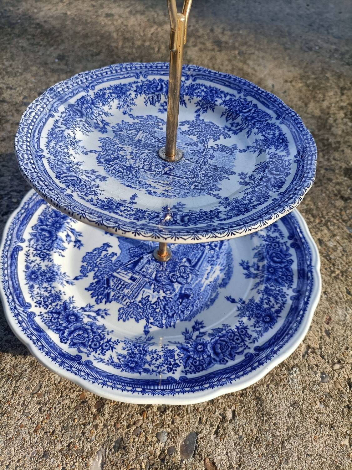 Lunéville retro cake stand