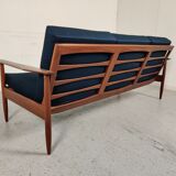 Canapé scandinave en afromosia années 60