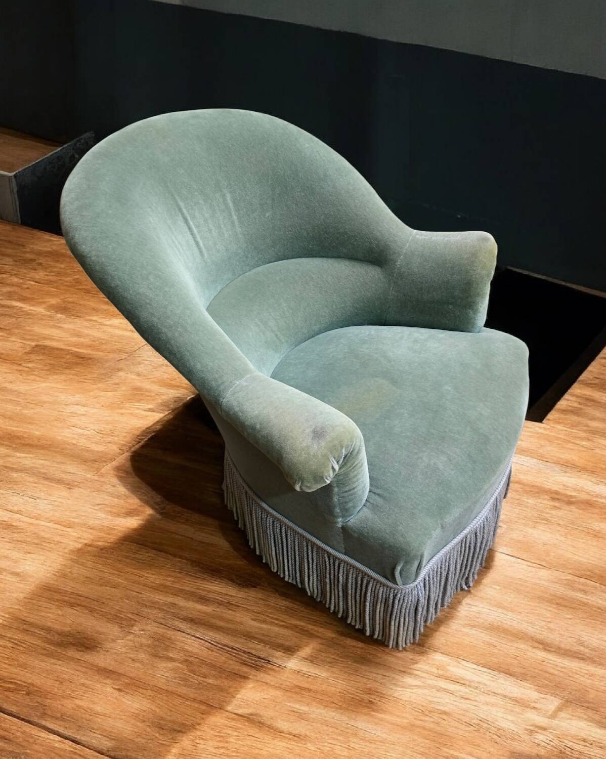 Pair of celadon green velvet armchairs with armrests, esprit