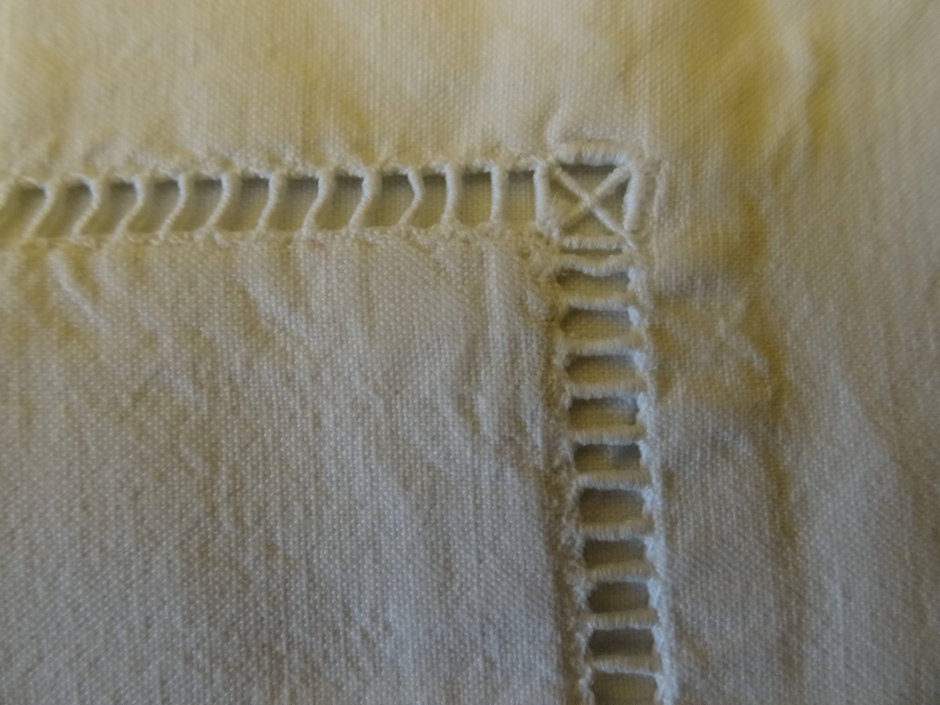 Pair of pillowcases cotton embroidered "rose Bud"