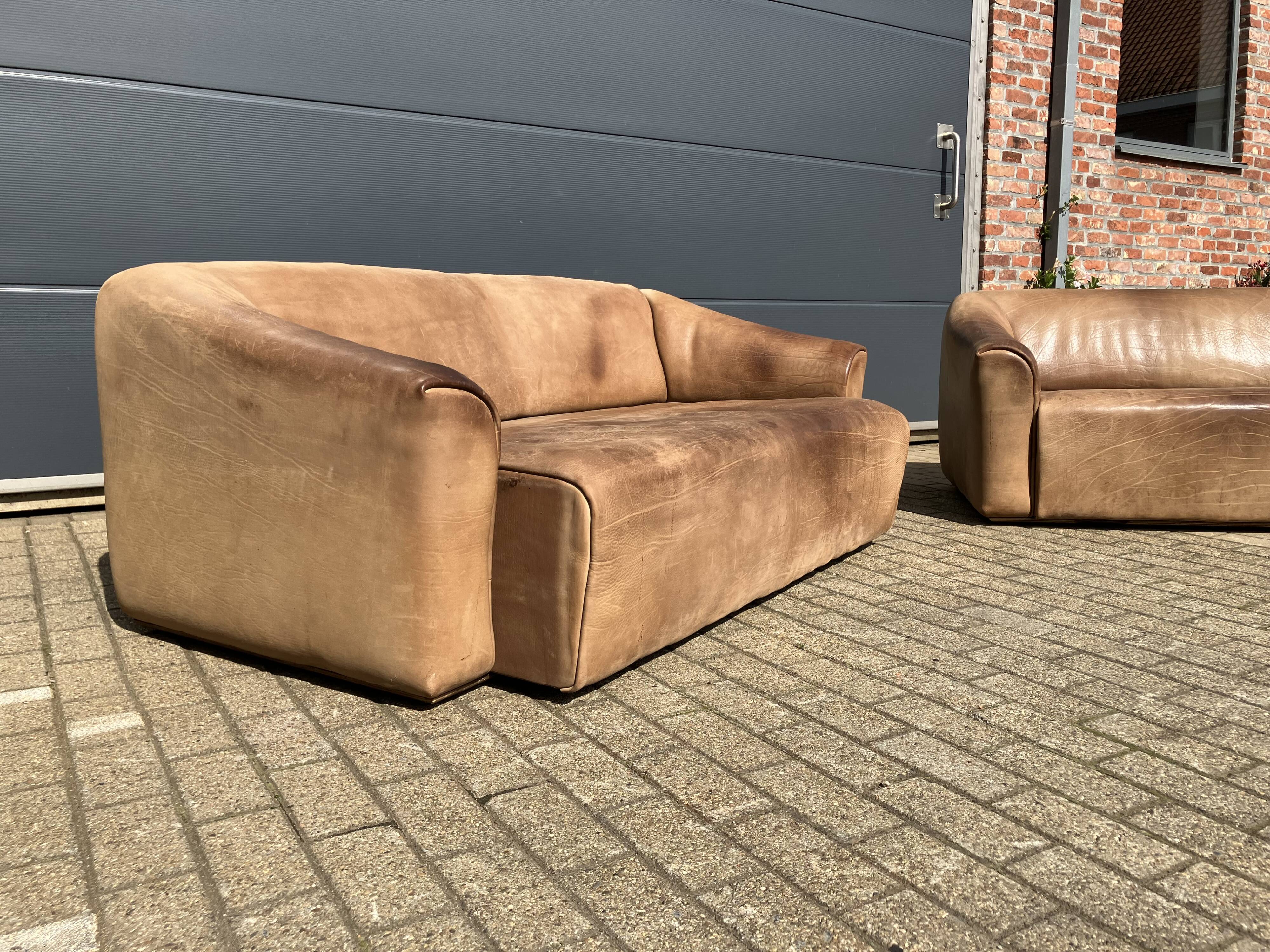 3-seater De Sede sofa in 5mm NECK Buffalo leather, Cognac color