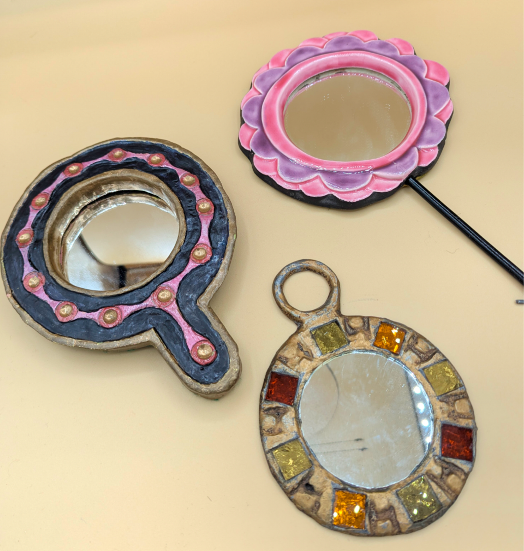 Mirror model anemones Mithe Espelt