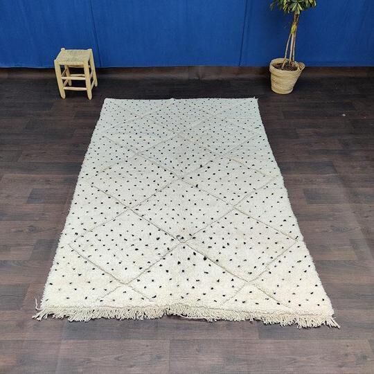 Beni Ourain rug with black dots and white diamonds 155x235cm