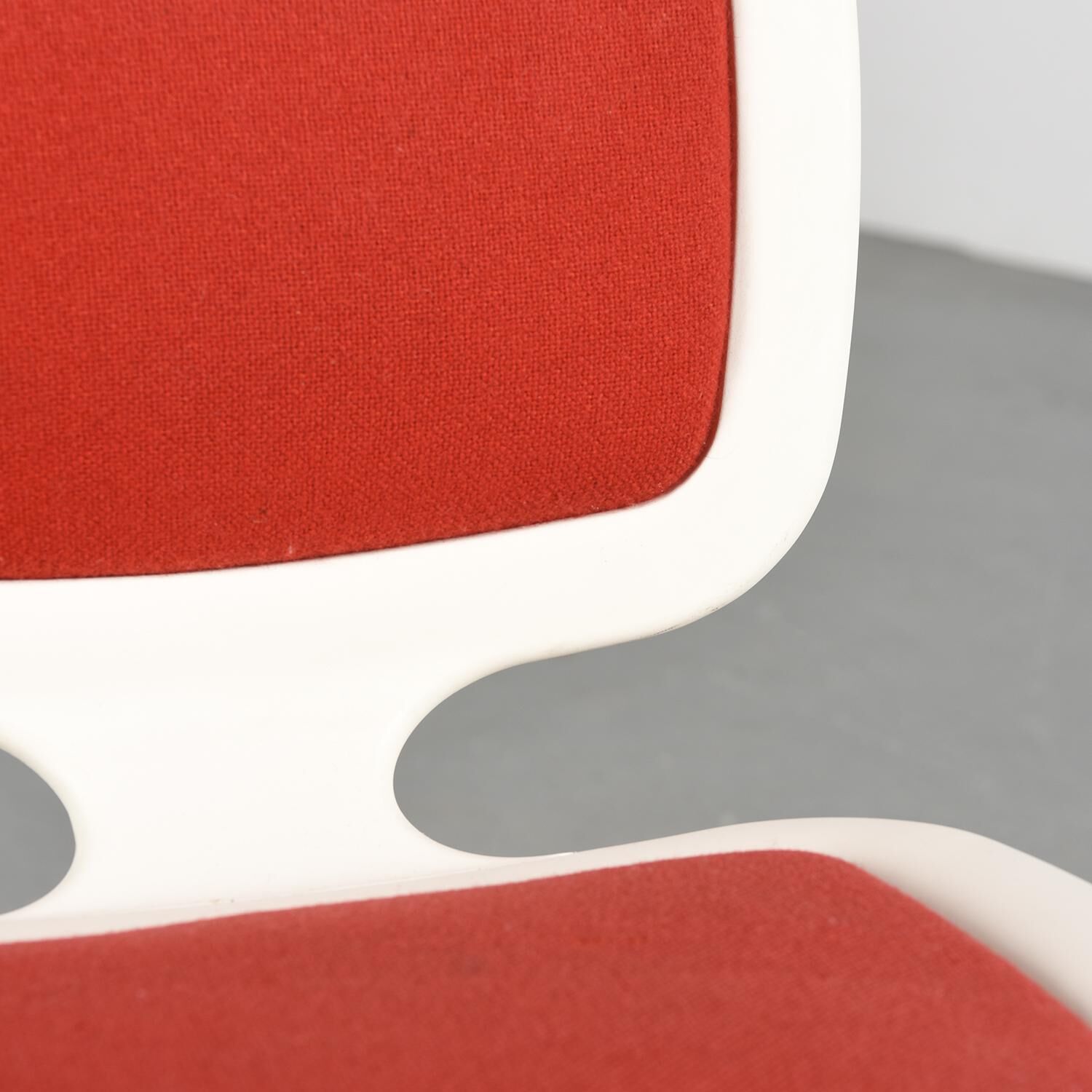 Chaise Coast par Marc Newson