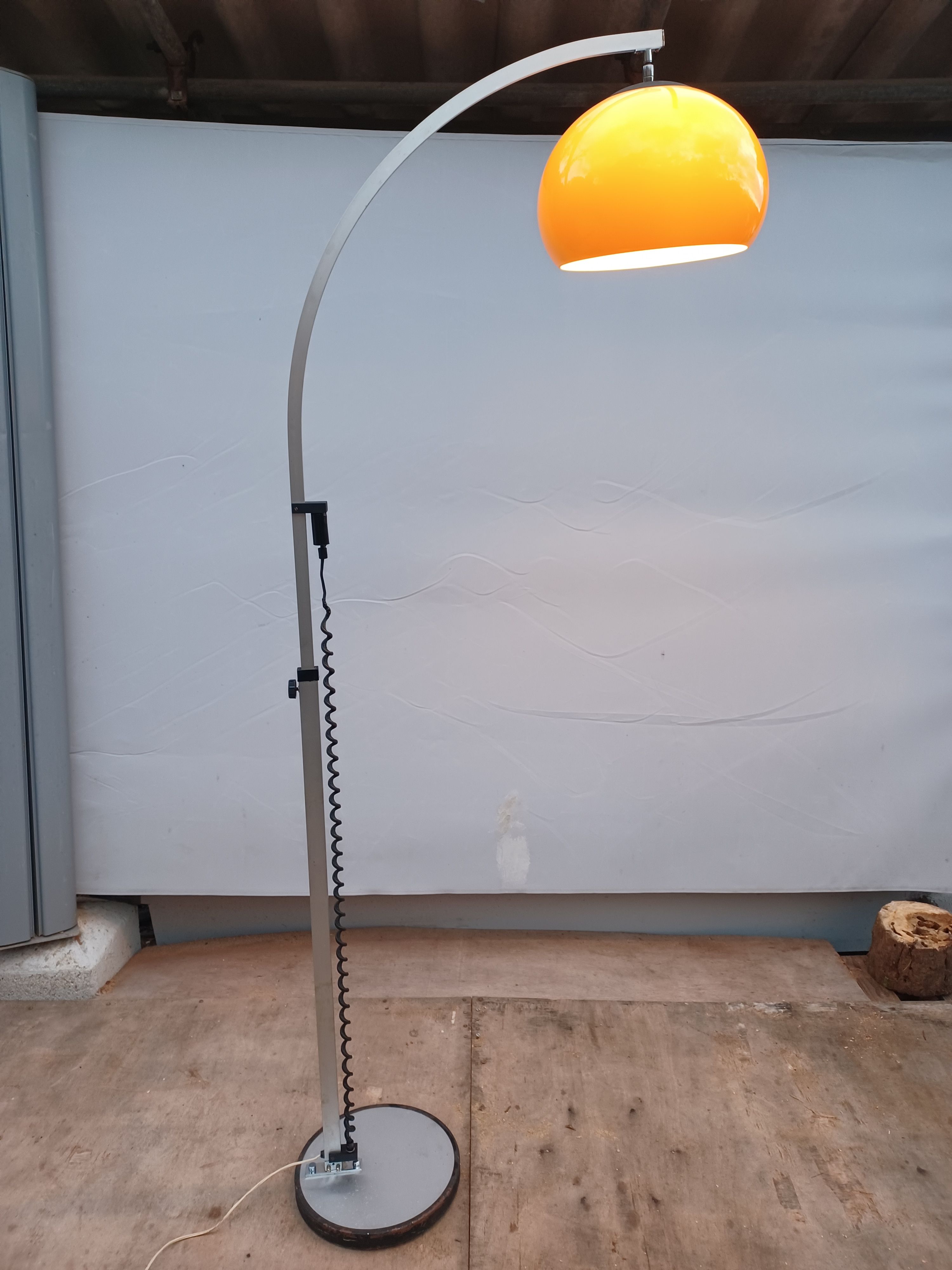 Vintage height adjustable arch floor lamp 1960s-70s
