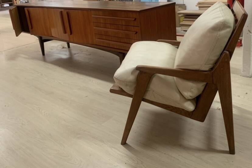Fauteuil scandinave vintage en teck