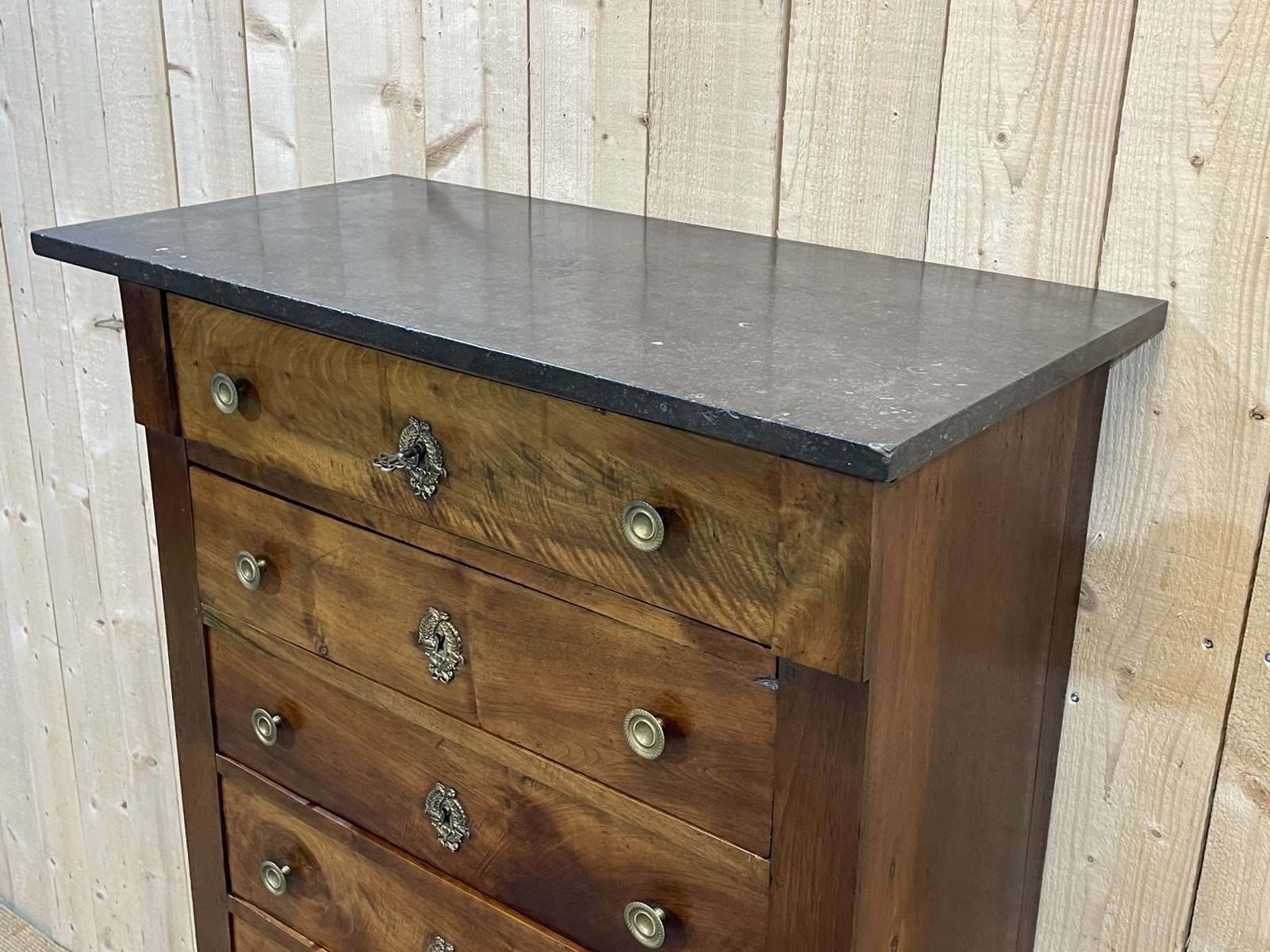 Chiffonnier Restoration XIXth in walnut