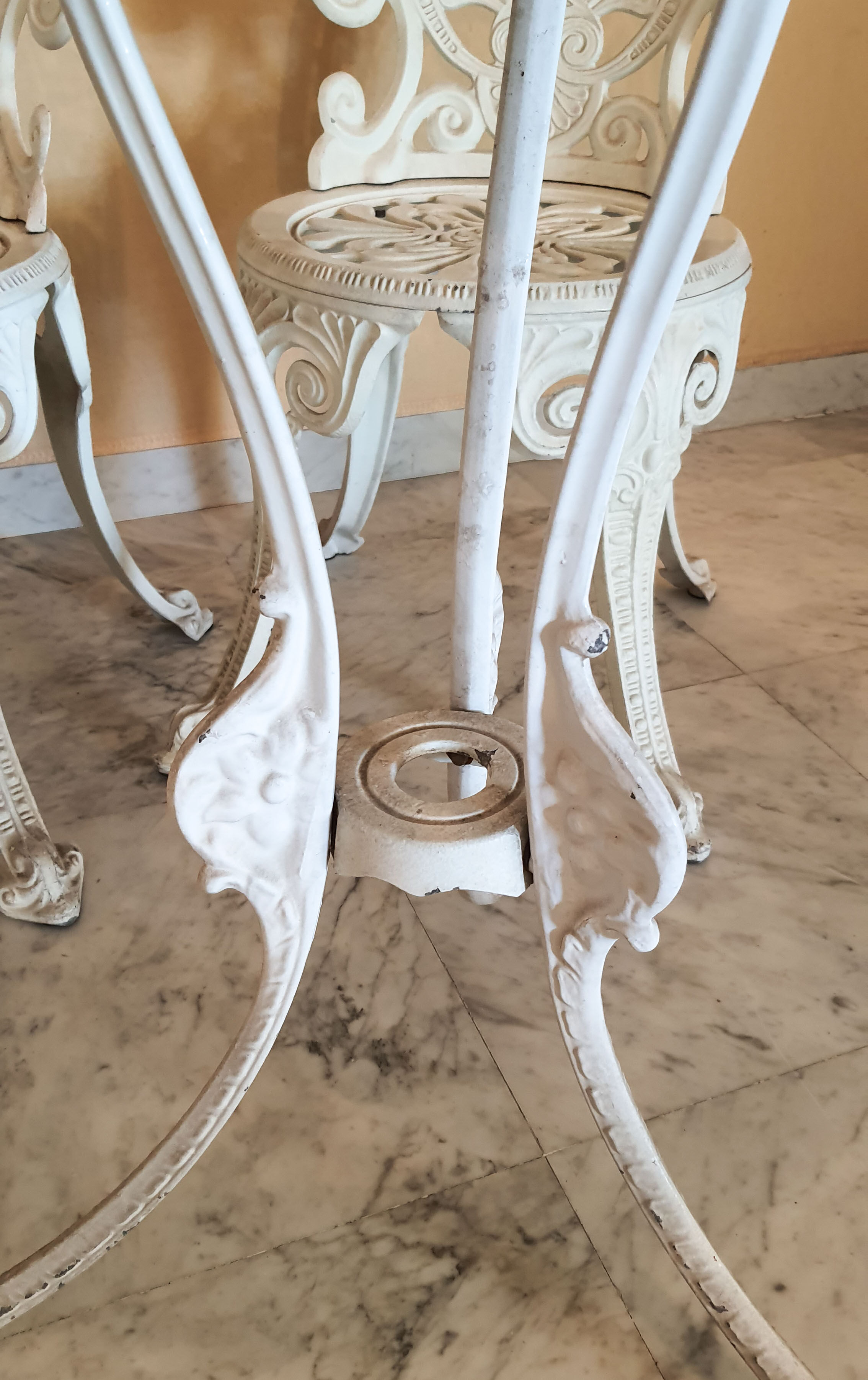 Salon de jardin fonte aluminium laqué blanc