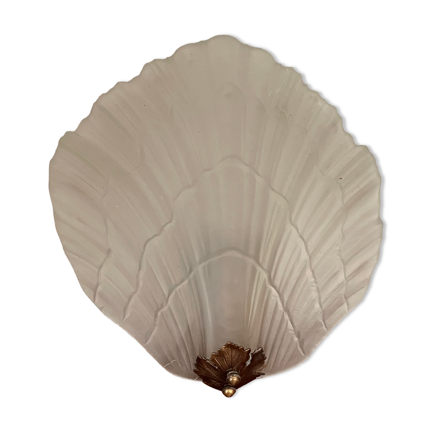 Art deco style shell wall lamp