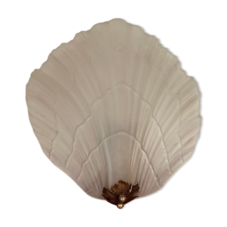 Art deco style shell wall lamp