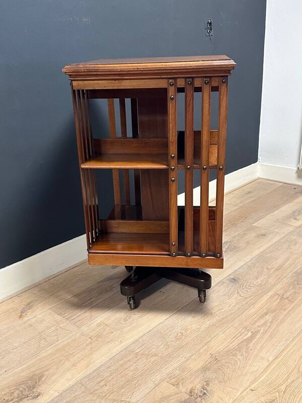 bibliothèque tournante