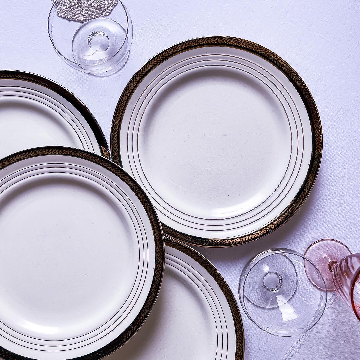 5 flat plates St-Amand