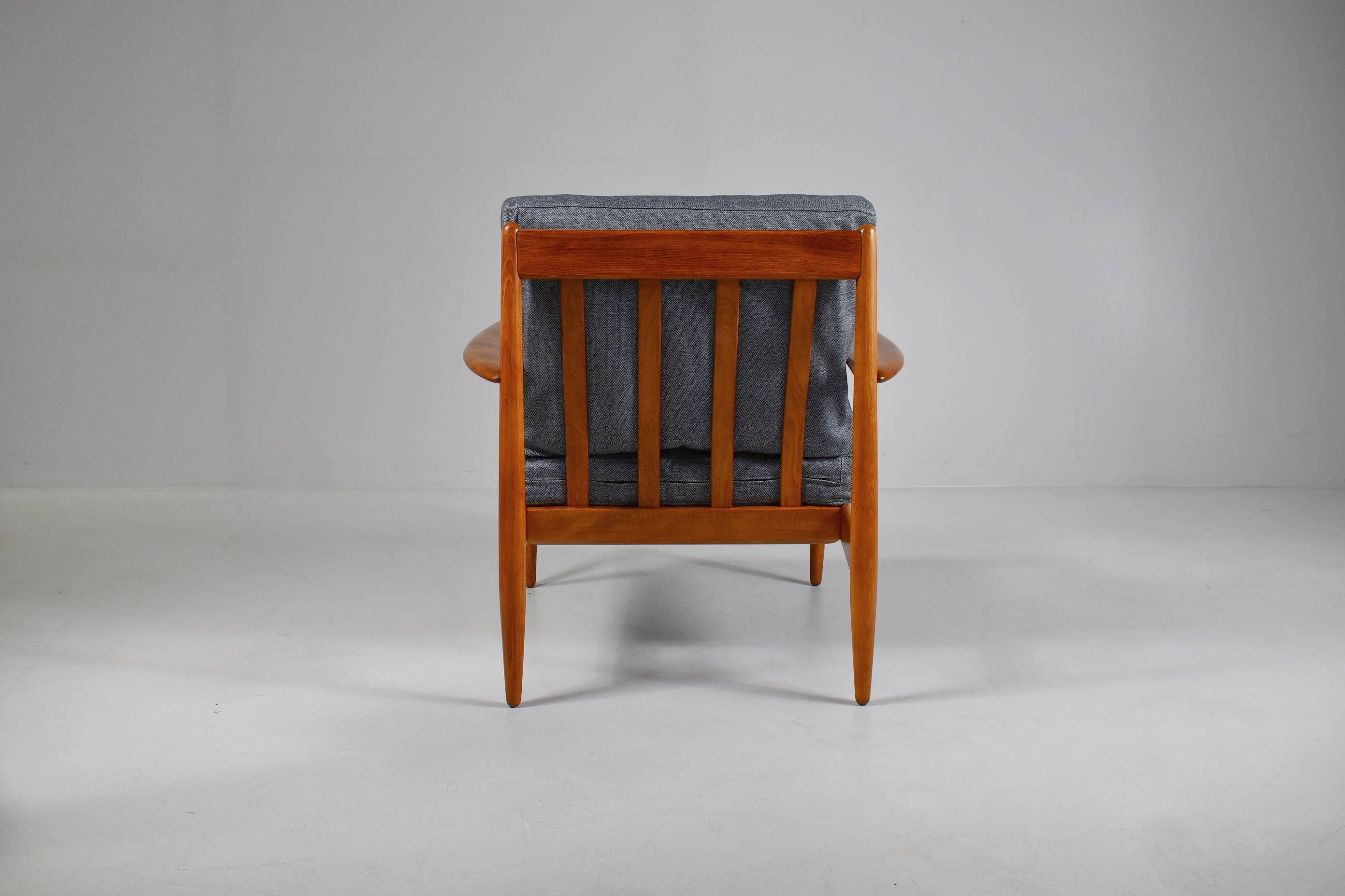 Fauteuil par Grete Jalk pour France & Daverkosen Modèle 118