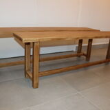 2 light oak benches