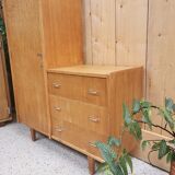 Asymmetrical cabinet