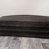 Malle ancienne noire