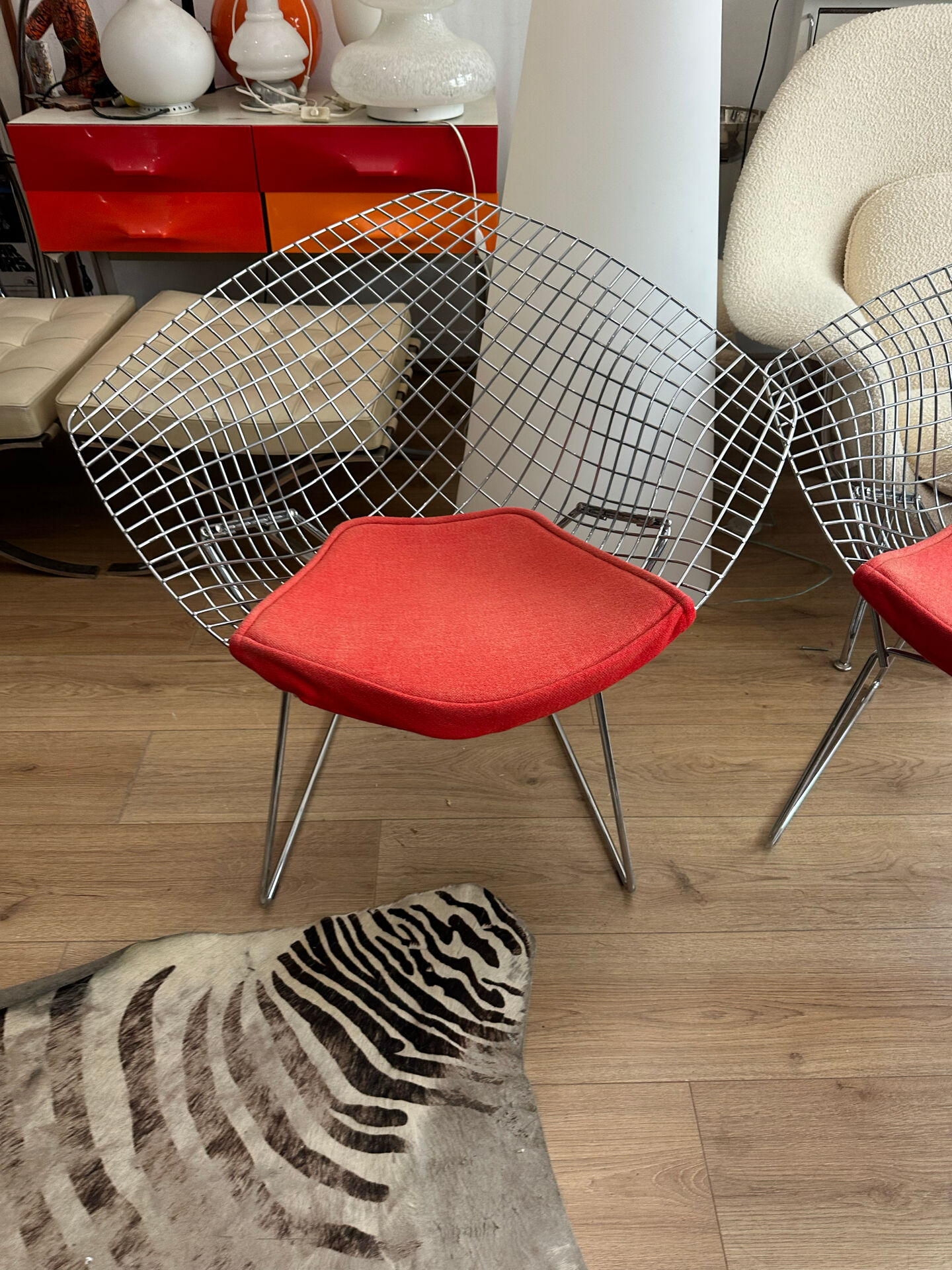 Fauteuil Diamond rouge H. Bertoïa édition Knoll contemporaine