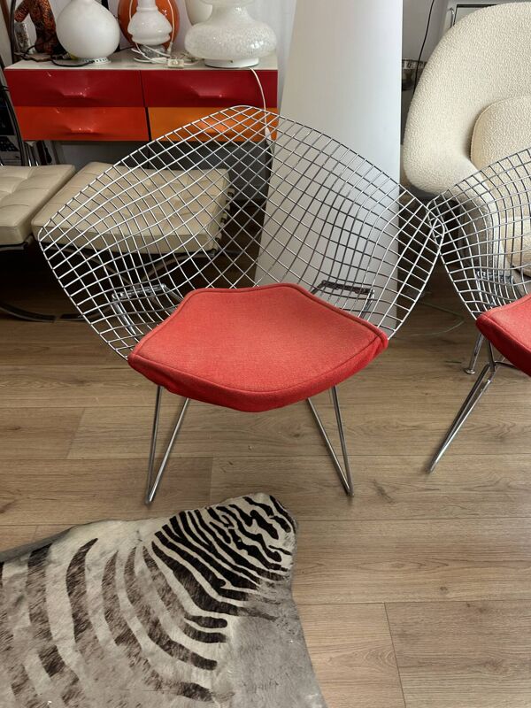 Fauteuil Diamond rouge H. Bertoïa édition Knoll contemporaine