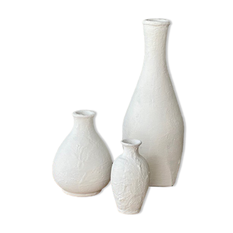 Set of 3 bleached vases