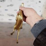 Figurine de cerf en laiton
