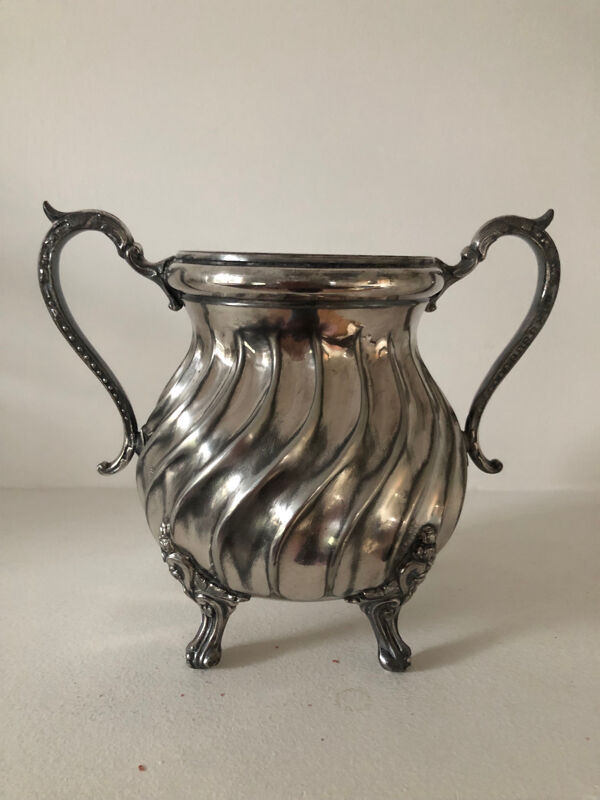 Cafetière et sucrier en métal argenté