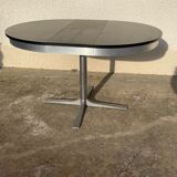 Round dining table with extension cord