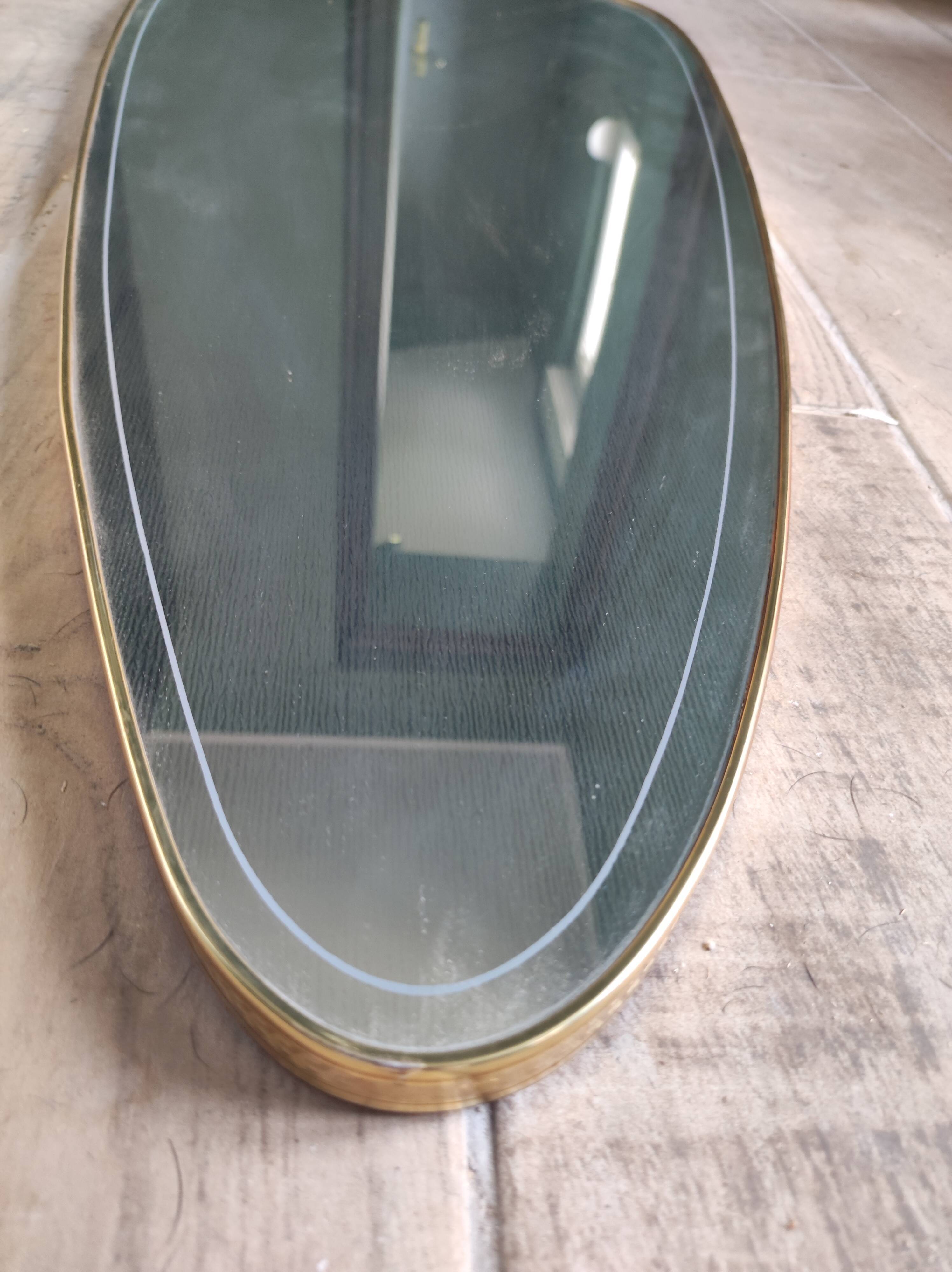 Free-form asymmetrical mirror rearview mirror