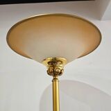 Vintage floor lamp in gold metal – Opaline shade – Neoclassical style from the 70s/80s