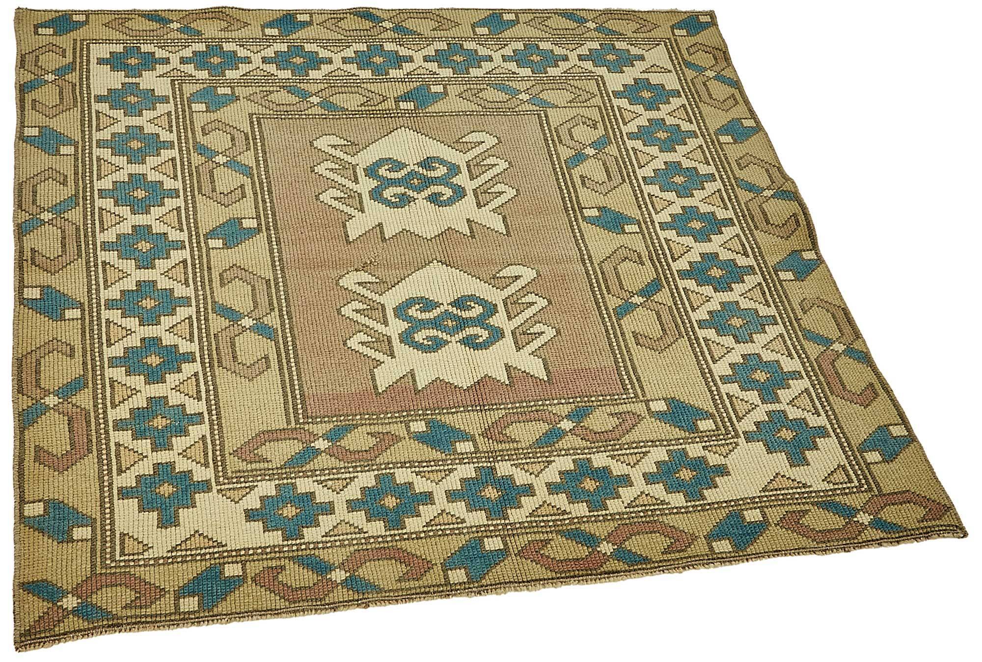 Tapis anatolien vintage turc 105 cm x 110 cm