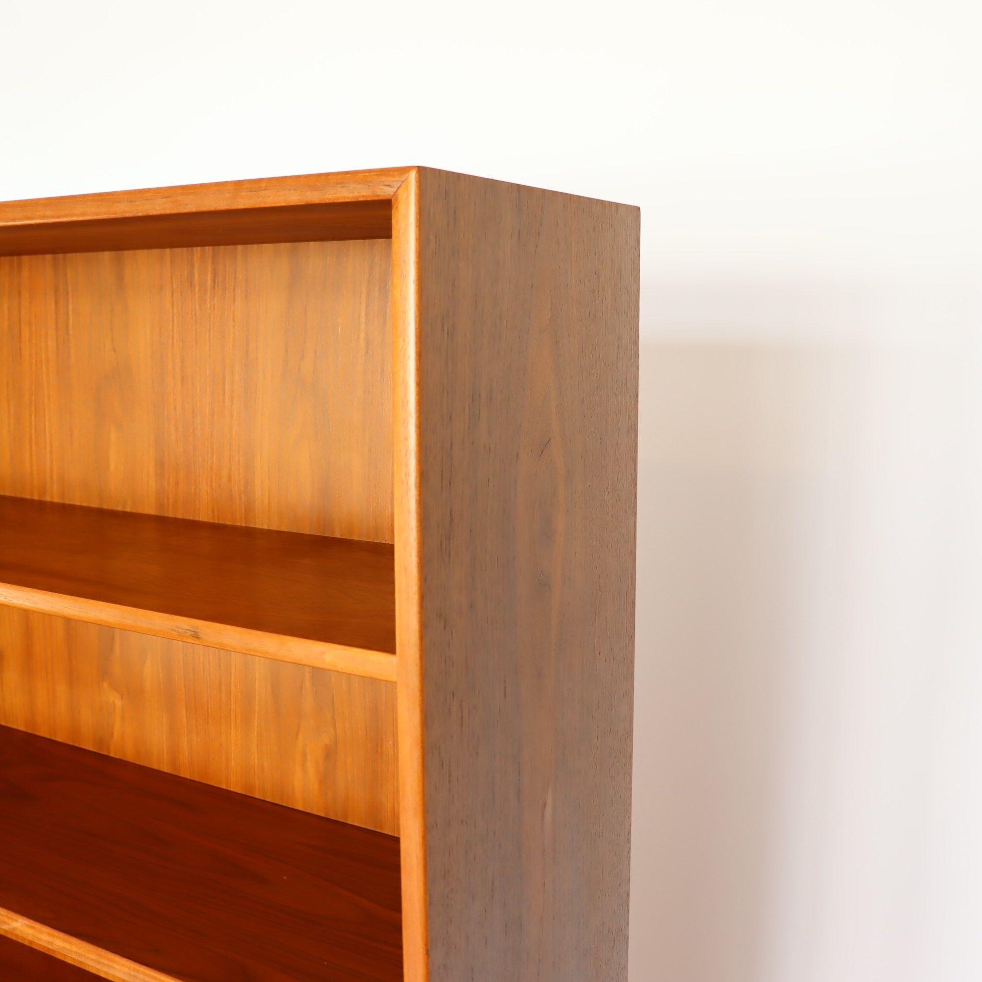 Bibliothèque scandinave années 60