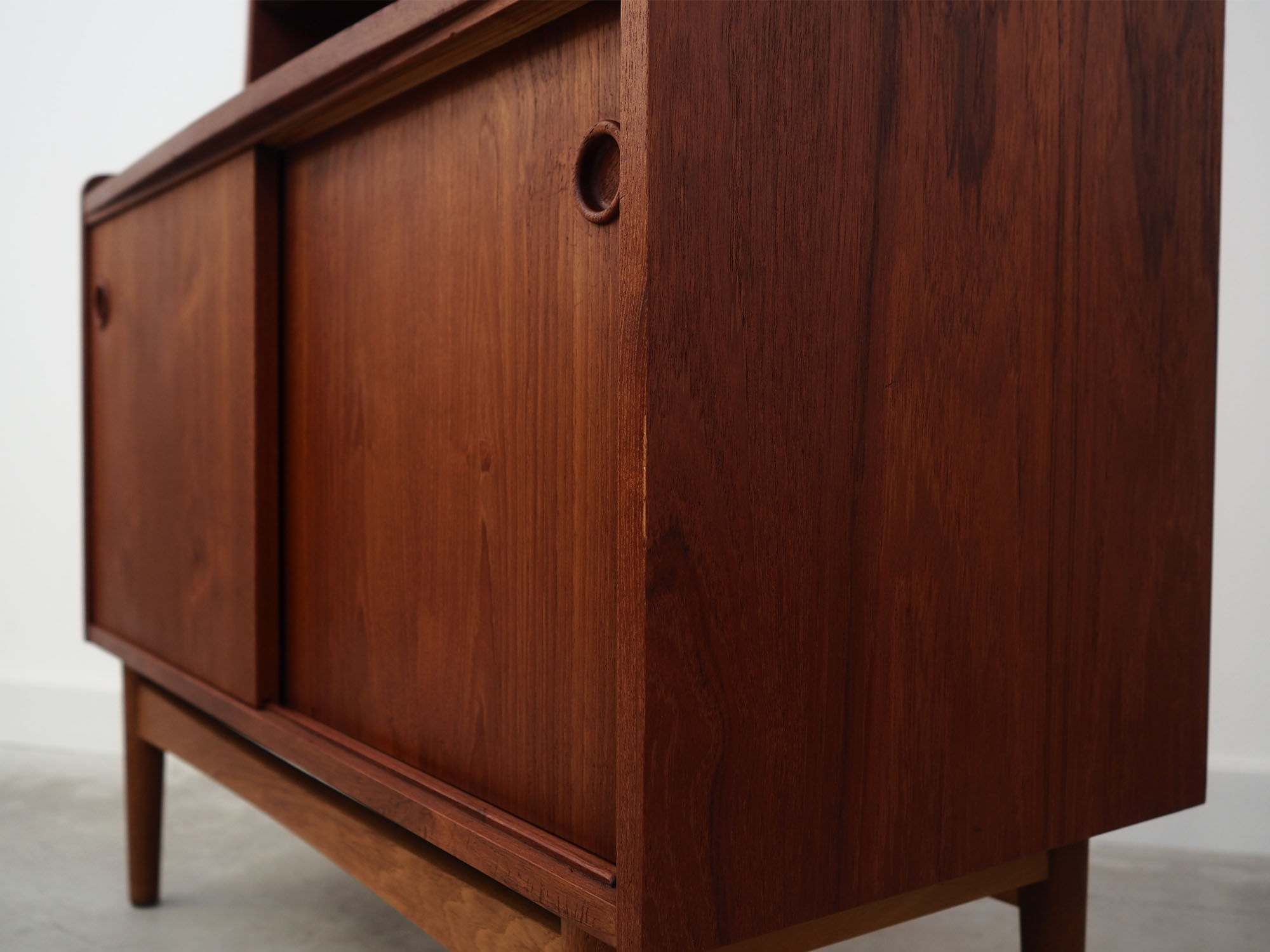 Teak bookcase, Danish design, 1960s, designer: Johannes Sorth