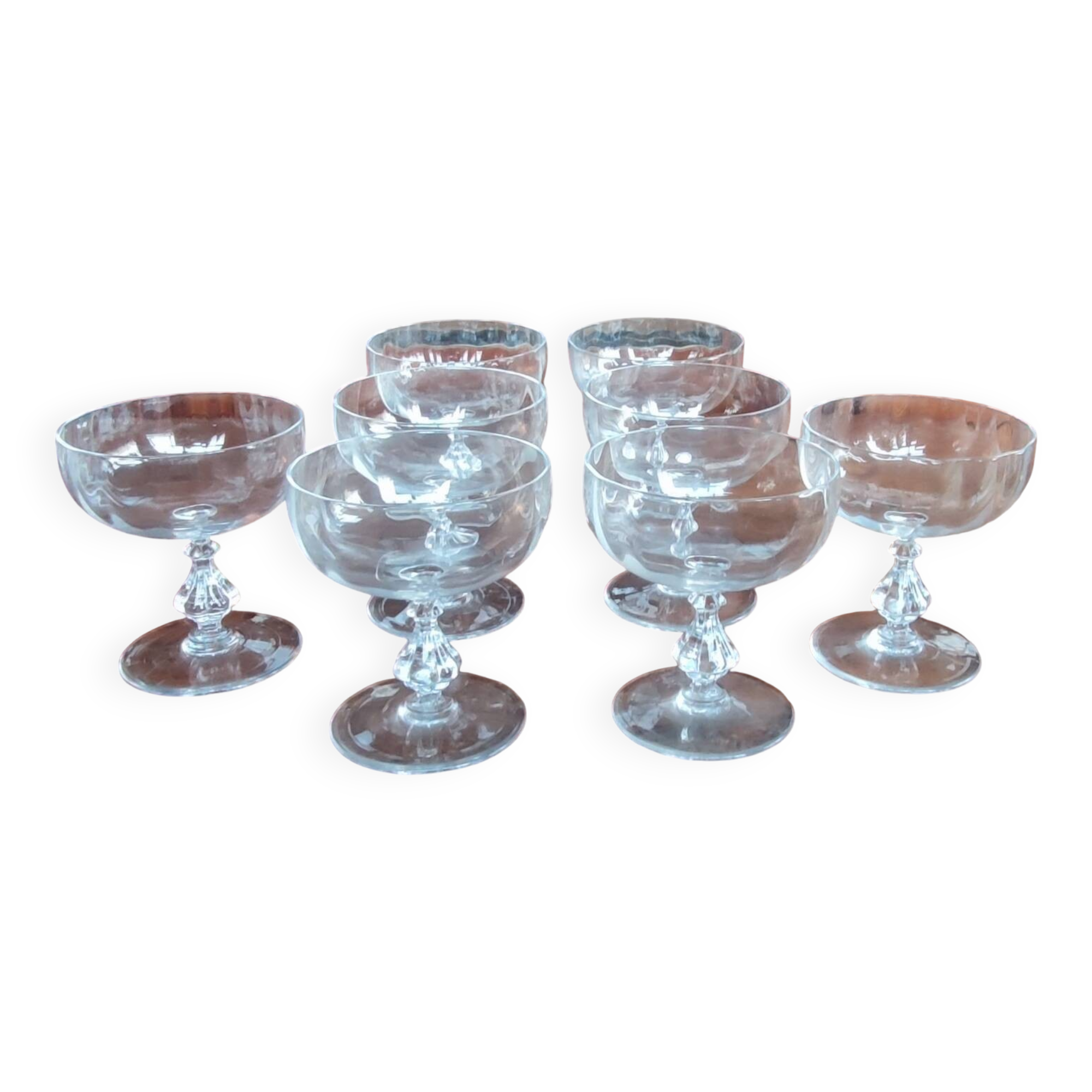 Set of 8 large crystal champagne glasses