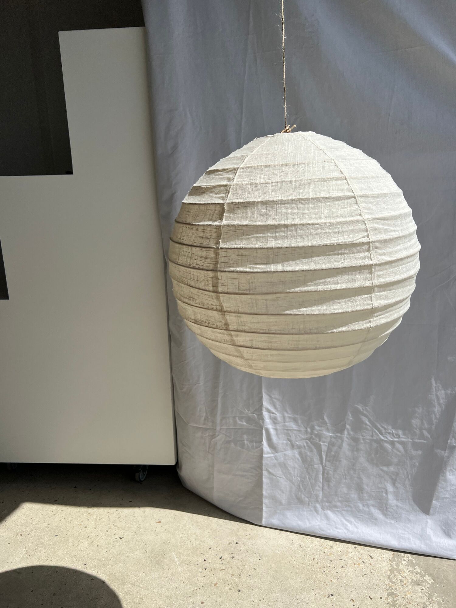 Hanging lamp in rattan and round japanese natural linen d:50