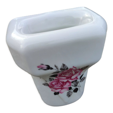 Vintage porcelain bathroom unit