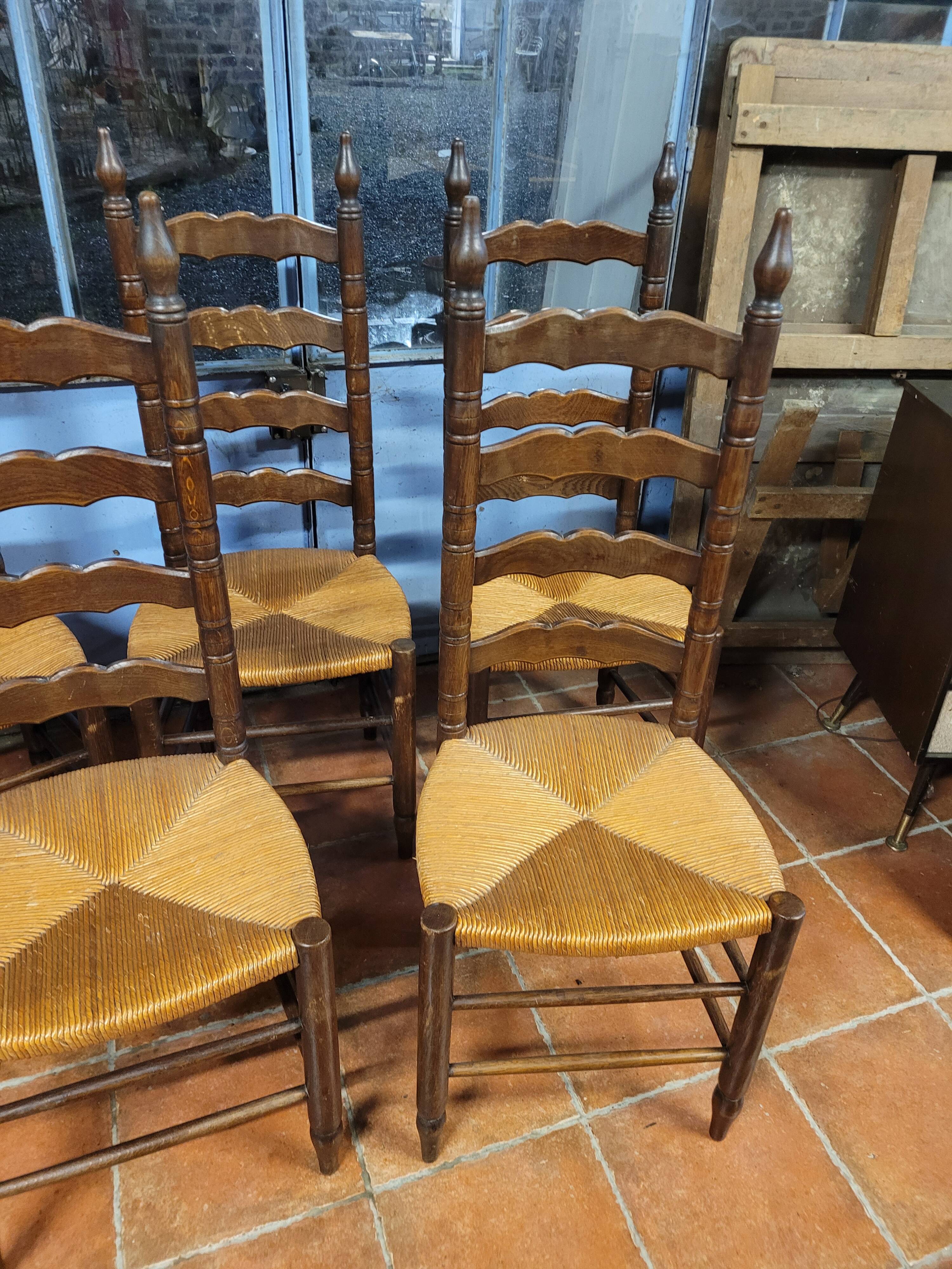 Set of 5 Picardy dining room chairs